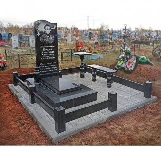 Гранитный памятник №002